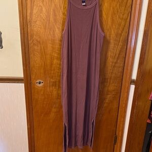 Old Navy Sleeveless Maxi Dress in Plum